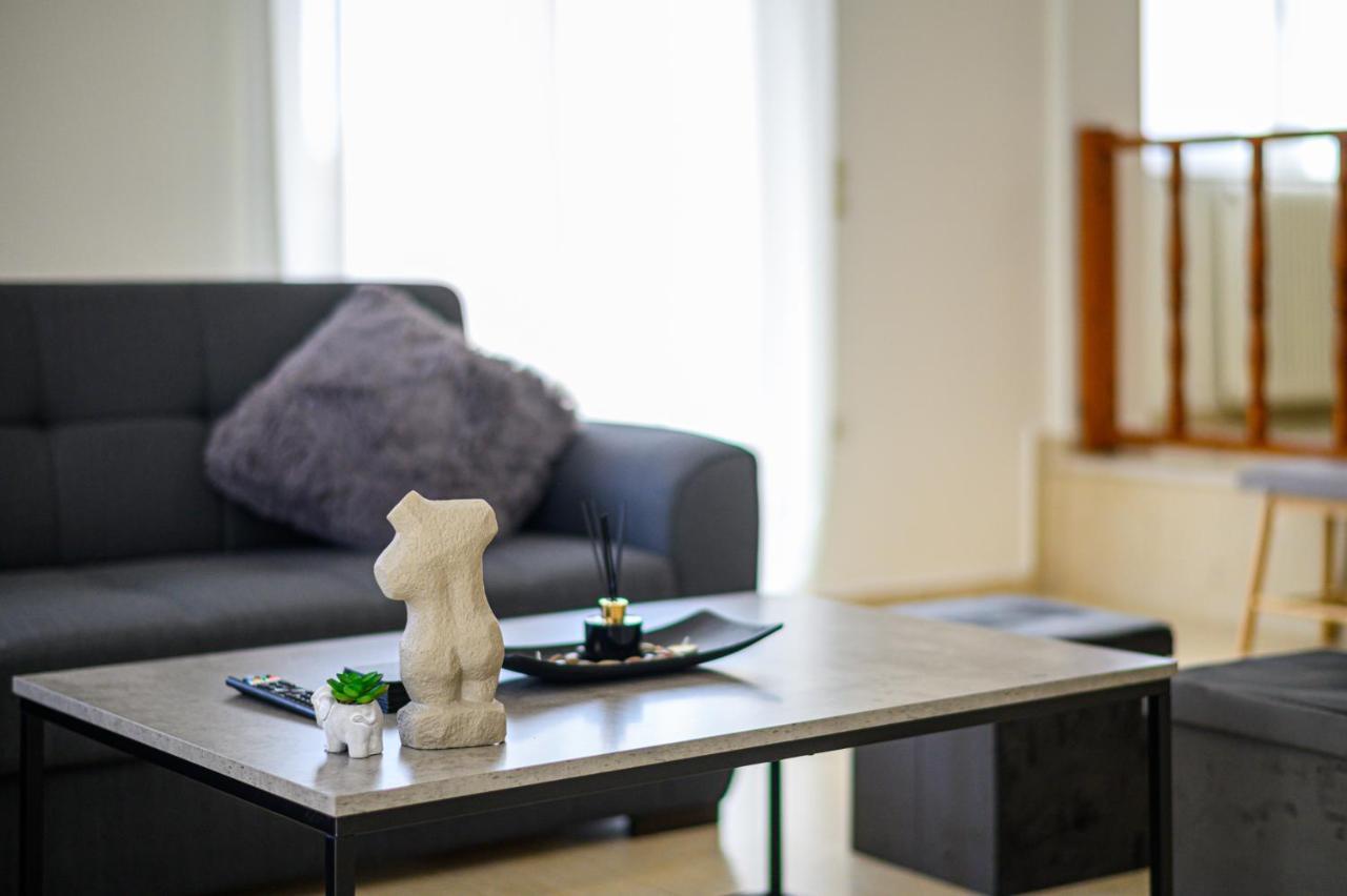 קלמאטה Oliva Apartment מראה חיצוני תמונה
